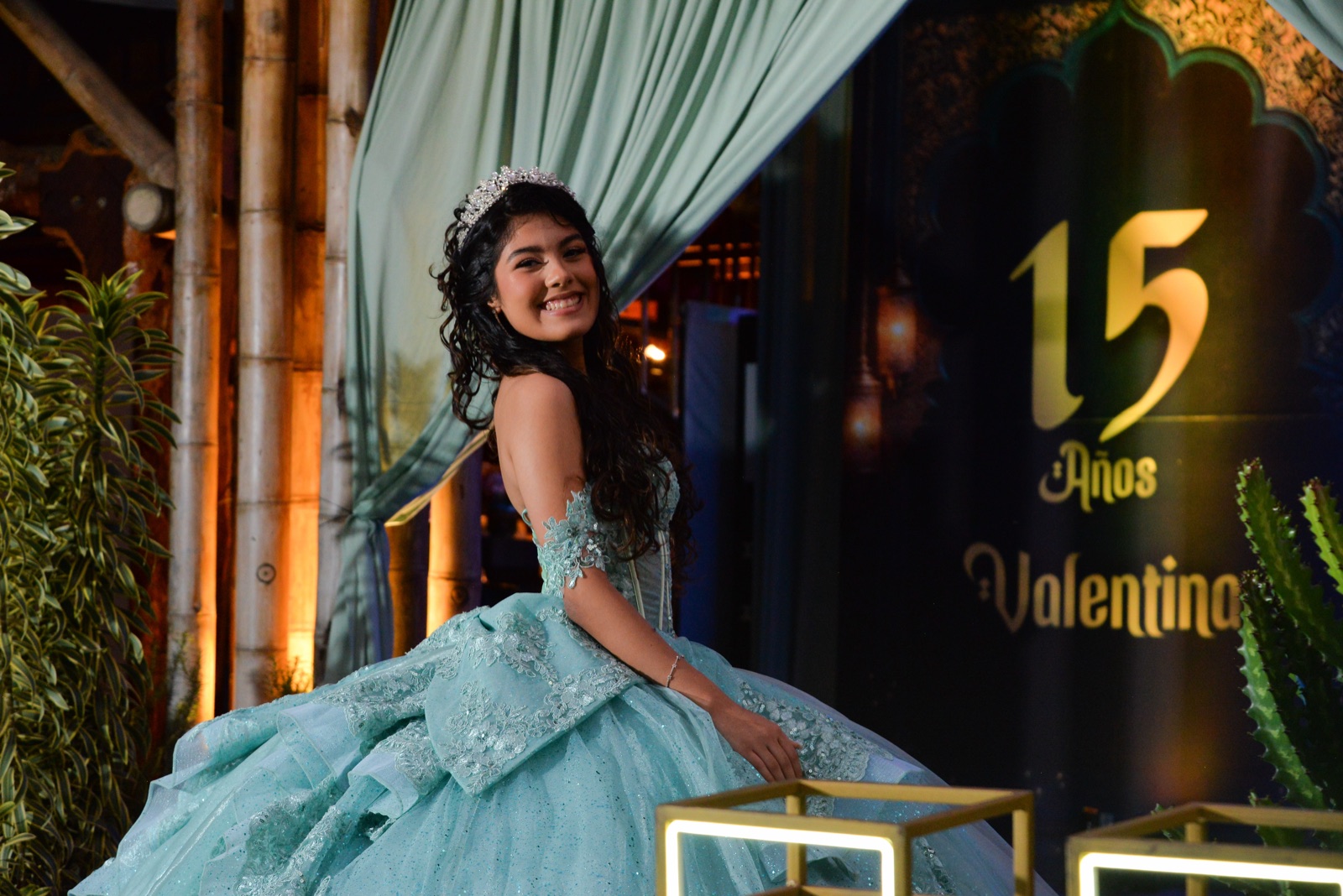 Quinceañera — DC Group